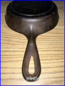 Martin Stove and Range Co. Florence, ALA. Cast Iron Skillet No 3 With Older Logo