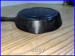 Martin Stove and Range Co. Florence, ALA. Cast Iron Skillet No 3 With Older Logo