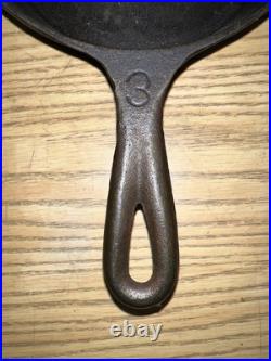 Martin Stove and Range Co. Florence, ALA. Cast Iron Skillet No 3 With Older Logo