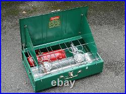 NEW Complete 1970s COLEMAN 413G 2-BURNER GAS CAMP STOVE NEVER USED