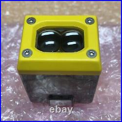 NEW Factory Box- Banner OSBLV 27081 Photoelectric Sensor 0.15-9M Range