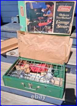 NOS 1970s Coleman 425E499 Two Burner Camp Stove Original Box