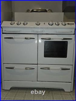 O Keefe And Merritt Antique Stove