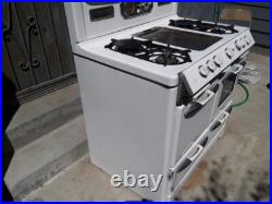 O'keefe merritt antique stove