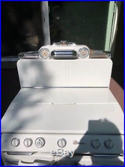 Okeefe & Merritt #7 vintage gas stove