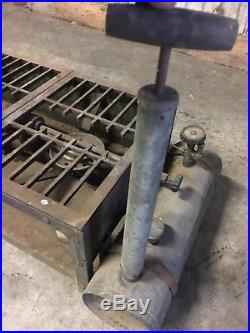 RARE Vintage COLEMAN CABIN STOVE Camp Stove Model 378 1930s With Rare Pump