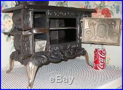 RARE c. 1900 Dolly's Favorite Cast Iron Toy Stove, Salesman Sample, Piqua, Ohio