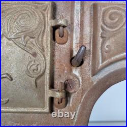 Rare Antique BABY Cast Iron Cook Stove Range Salesman Sample Toy + Extras Pot