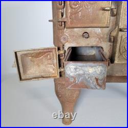 Rare Antique BABY Cast Iron Cook Stove Range Salesman Sample Toy + Extras Pot