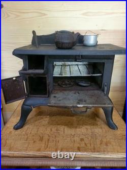 Rare Cast Iron Baby Hazel Stove, Over 100 Years Old In Excellent Condition