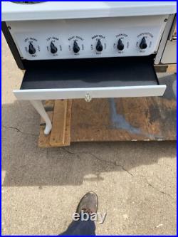 SOLD! Restored 1924 Hotpoint Stove Model RS67 Super Automatic White