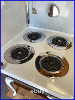 SOLD! Restored 1924 Hotpoint Stove Model RS67 Super Automatic White