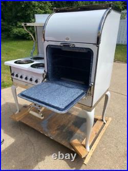 SOLD! Restored 1924 Hotpoint Stove Model RS67 Super Automatic White