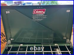 Score! VINTAGE COLEMAN TWO BURNER CAMP STOVE MODEL 425E499 (425E), 12 / 1979
