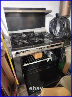 Southbend H. D Commercial 6 Burners Stove With Oven