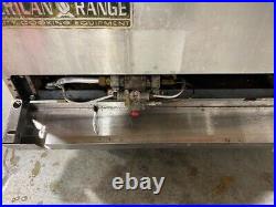 Stove 4 Burners American Range AR424 Gas with Oven/ Thermostat Control Oven