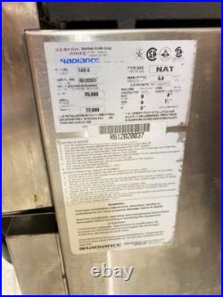 Stove/ Radiance TAR-6 Burner Commercial Range/ Gas