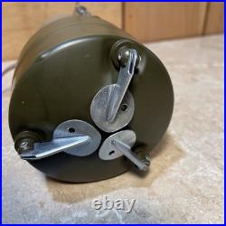 US Army M-1950 Gasoline Stove TM 10-708 Manuals + original box backpacking stove