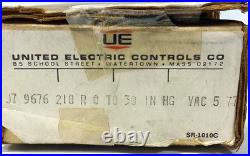 United Electric J7 218 9676 125/250 V AC 15 A Pressure Switch with 0-30HGV Range