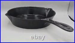 Unmarked, Richmond VA Stove Co Skillet No. 7 Double Pour Sami Fancy Handle EUC