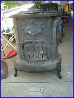 VERY RARE MID-LATE 1800's CAST IRON BUSSEY, MCLEOD GOLD COIN WOOD STOVE