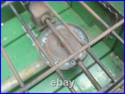 VINTAGE 1950's COLEMAN 2 BURNER CAMP STOVE model 425 estate find UNTESTED