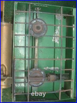 VINTAGE 1950's COLEMAN 2 BURNER CAMP STOVE model 425 estate find UNTESTED