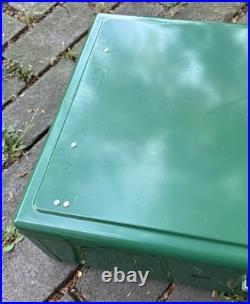 VINTAGE Coleman Model 413E Two Burner Gas Camp Stove in Original Box Exc Cond