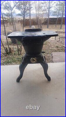 VINTAGE MARTIN STOVE & RANGE CO. No. 8 CAST IRON WOOD-BURNING STOVE-RARE FIND