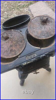 VINTAGE MARTIN STOVE & RANGE CO. No. 8 CAST IRON WOOD-BURNING STOVE-RARE FIND