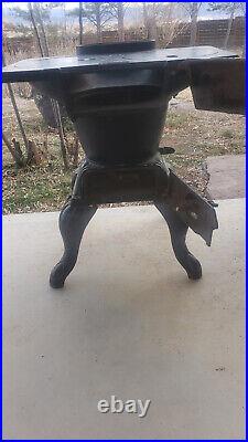 VINTAGE MARTIN STOVE & RANGE CO. No. 8 CAST IRON WOOD-BURNING STOVE-RARE FIND