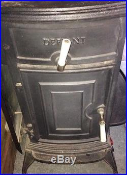Vermont Castings 1980 Defiant Parlor Wood Burning Stove