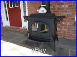 Vermont Castings Vigilant Wood/Coal Stove with accessories For Sale