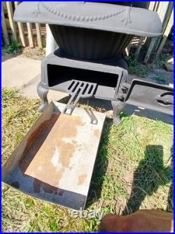 Vintage 1942 Bellaire Pine Oak Cast Iron Pot Belly Wood Burning Stove #219