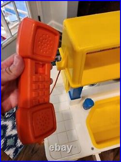 Vintage 1970s Fisher Price Fun Food Kitchen Oven Play Set Stove Phone Sink Spray