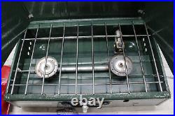Vintage 1990 Coleman Model 413H Green Dual 2 Burner Gas Camping Stove W Box