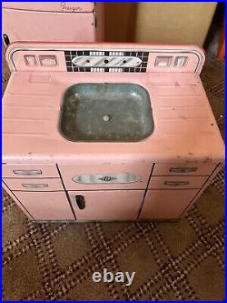 Vintage 50s Wolverine Tin Pink Toy Kitchen Set Fridge Stove Sink Washing Machine