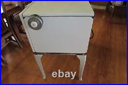 Vintage Antique 1937 Universal Electric Porcelain Farmhouse Stove/Oven #2065