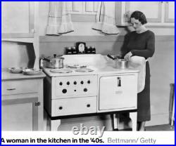 Vintage Antique 1940's Universal Electric enamel Farmhouse Stove/Oven