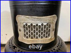Vintage Antique 525 Perfection Oil Kerosene Parlor Cabin Heater Stove withFuel Can