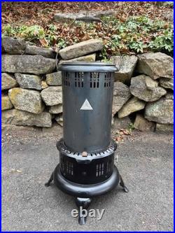 Vintage Antique Working 525M Perfection Oil Kerosene Parlor Cabin Heater Stove