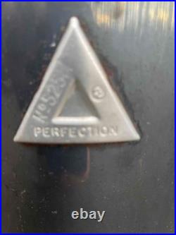 Vintage Antique Working 525M Perfection Oil Kerosene Parlor Cabin Heater Stove