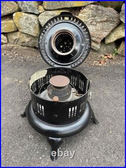 Vintage Antique Working 525M Perfection Oil Kerosene Parlor Cabin Heater Stove