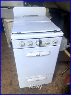 Vintage Apartment Sized Gas Stove