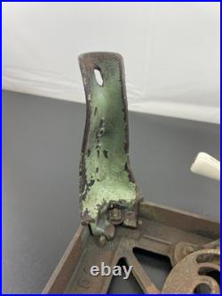 Vintage Cast Iron Griswold No. 401 Single Burner Camp Stove Erie Pa Not Tested
