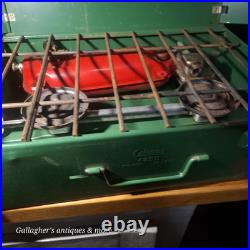 Vintage Coleman 425B Stove 2 Burner With original box and Owner's manual paper