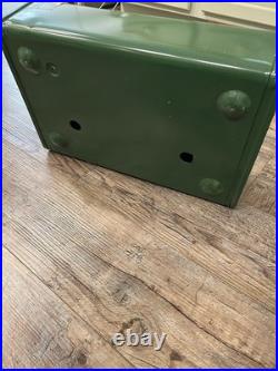 Vintage Coleman 425E499 Two Burner Camp Stove Fuel Gas Red Tank New in Box