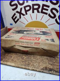 Vintage Coleman 5409 2 Burner LP Aluminum Picnic Camping Stove Box Propane