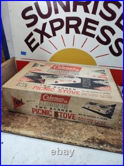 Vintage Coleman 5409 2 Burner LP Aluminum Picnic Camping Stove Box Propane