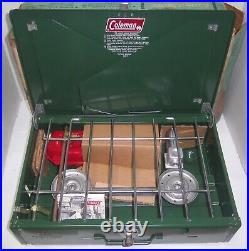 Vintage Coleman Two Burner Camp Stove 425E499 BRAND NEW UNFIRED With Box 5/1979